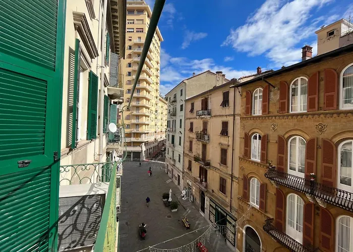 Ampio 5 Minuti Stazione Cinque Terre Apartmán La Spezia